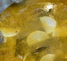 Sour Radish Goose Soup Pot