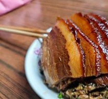 Braised pork with glutinous rice