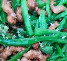 Green Pepper and Potato Shredded Pork