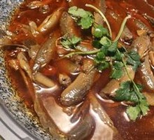 Stone Pot Eel Stir-fry