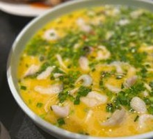 Stir-Fried Wuchang Fish with Leek