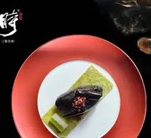 Black Gold Crispy Squab