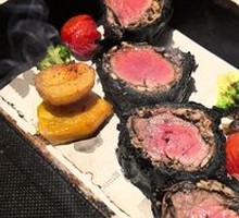 Magic Black Gold Foie Gras Wellington Beef Steak