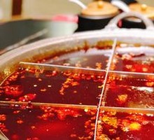 Classic Spicy Beef Broth Hot Pot