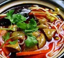 Braised Pork Intestine Rice Noodles