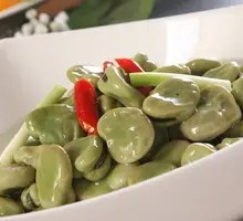 Sour Cabbage and Broad Beans