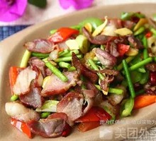 Cauliflower Stir-Fried with Preserved Pork