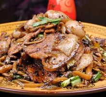 Old Pickled Cabbage with Tiao Pi and Twice-Cooked Pork