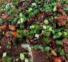 Braised Pig Trotter with Crispy Skin
