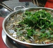 Sour Cabbage and Pickled Chili Crucian Carp